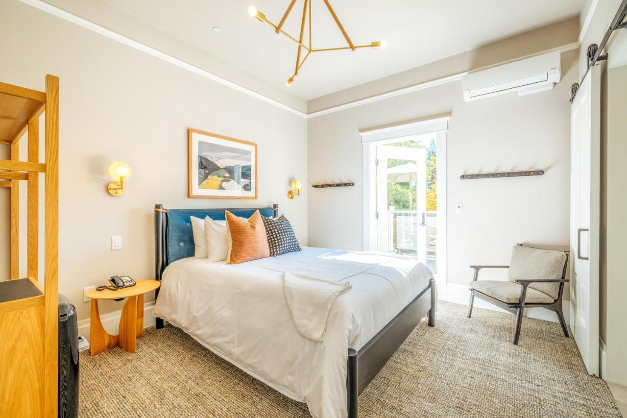 The Ruse Hotel Healdsburg Exterior photo